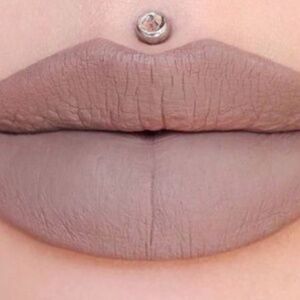Jeffree Star Velour Liquid Lipstick in Posh Spice  BRAND NEW!